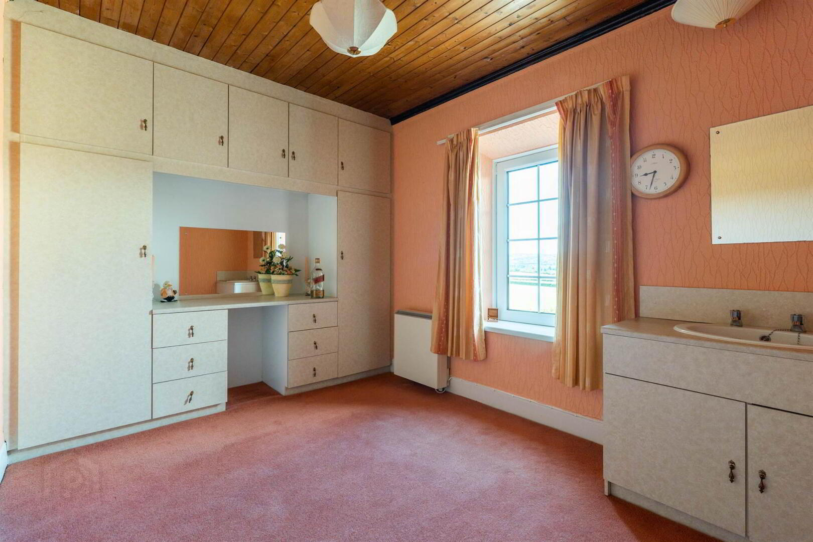 25 Hillhead Road 14 of 28