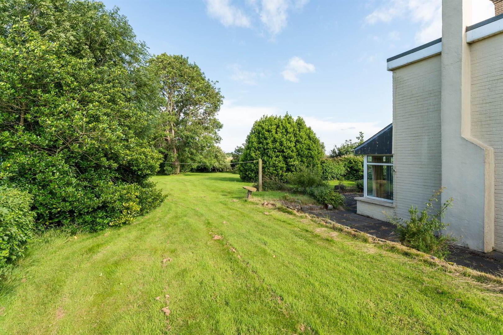 25 Hillhead Road 28 of 28