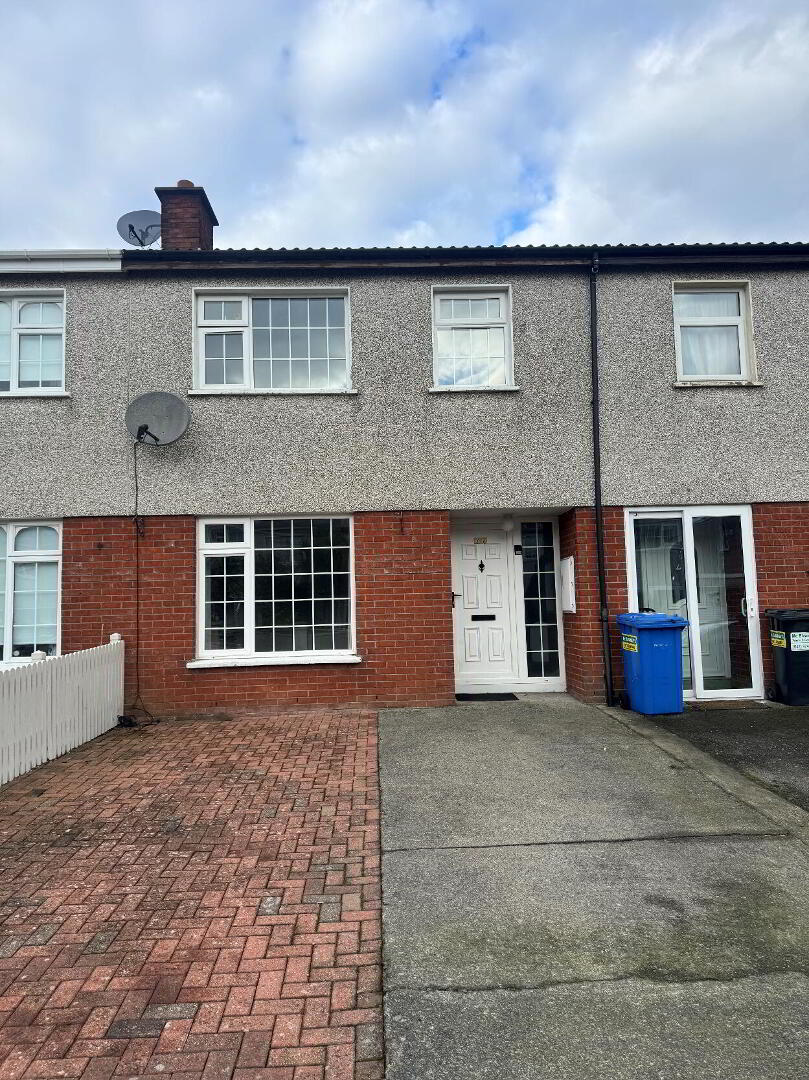 77 Highfield 1 of 11