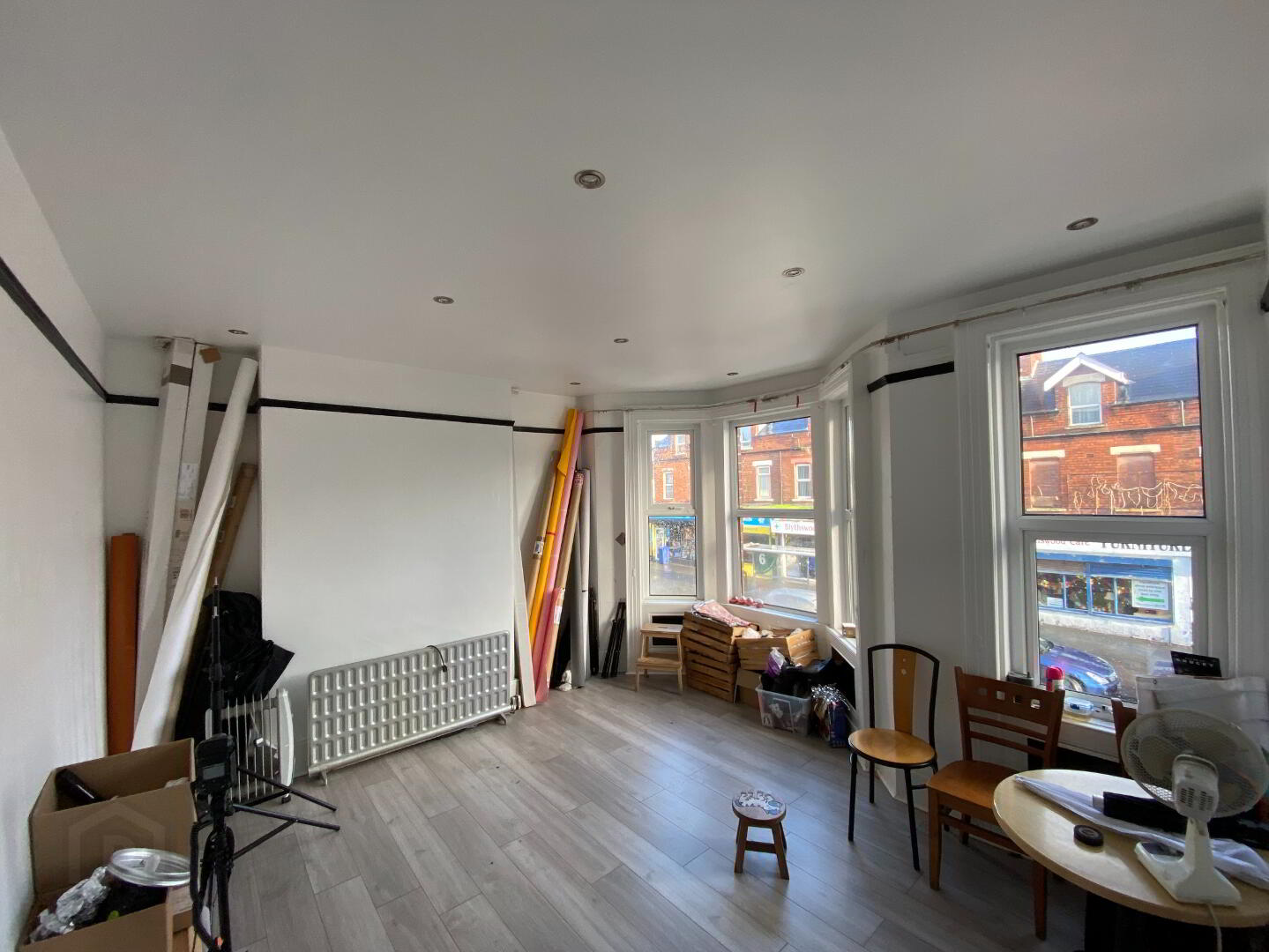 property description image