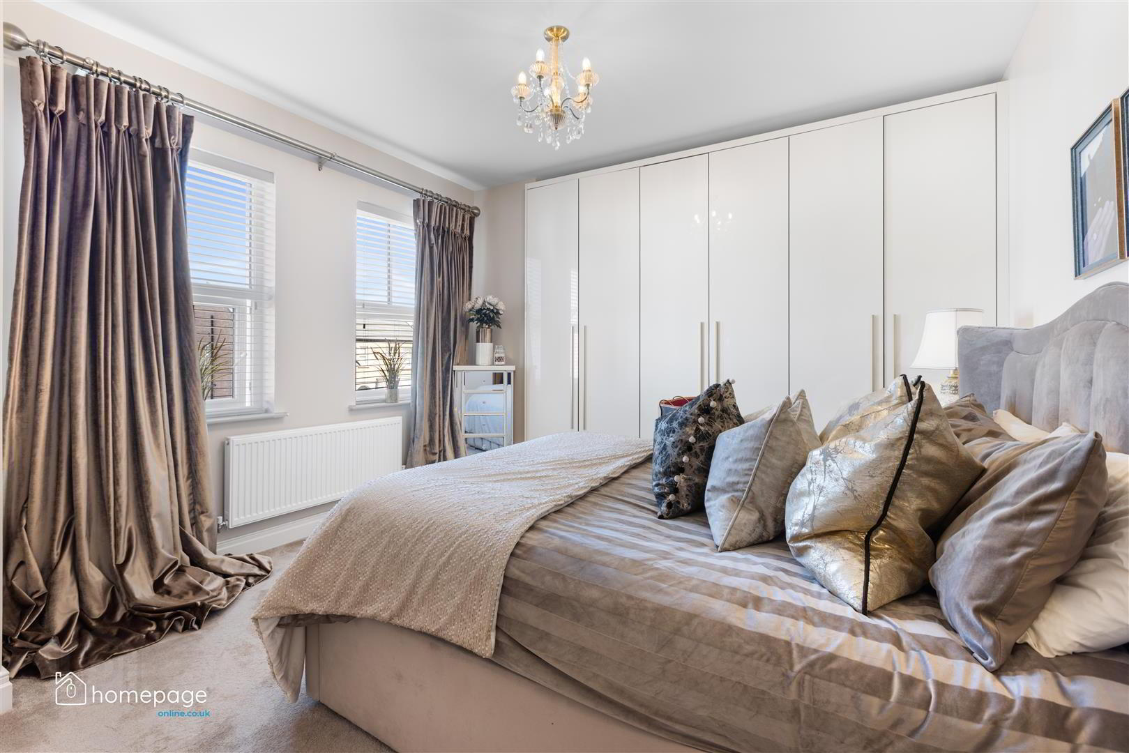 1 Boyle Avenue 22 of 38