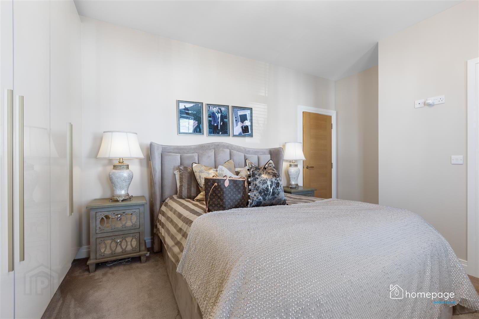 1 Boyle Avenue 23 of 38