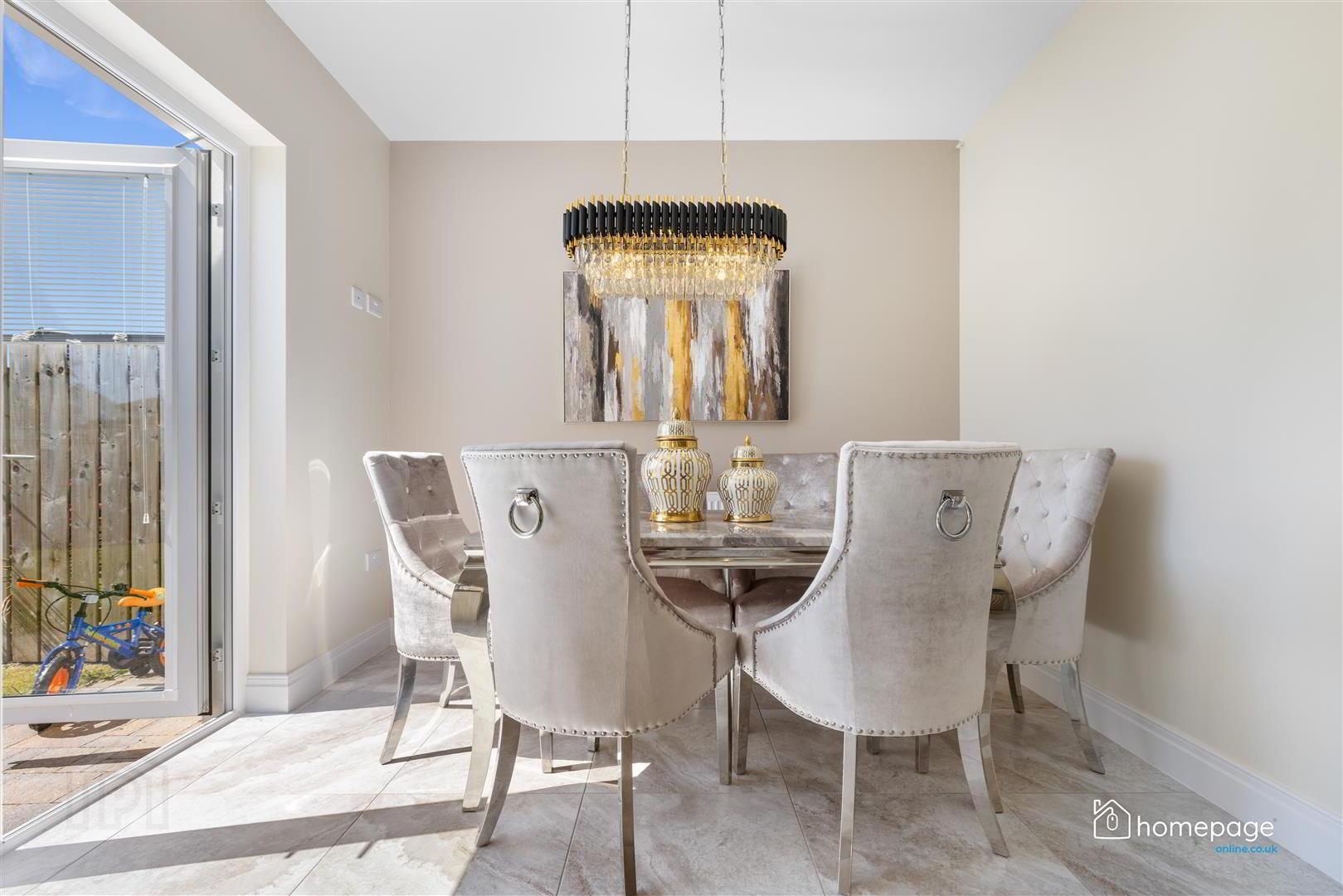 1 Boyle Avenue 17 of 38
