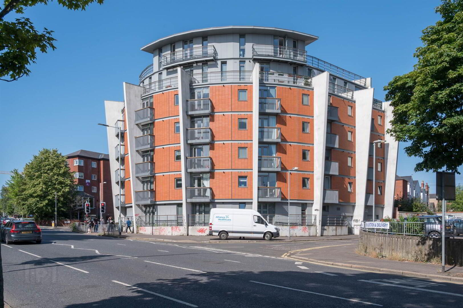 Apt 6.1, 117 Lisburn Road 1 of 14