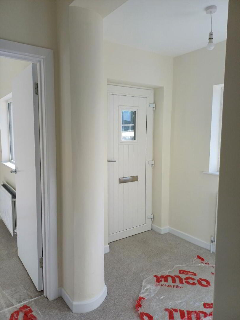 33 Grovehill Road 17 of 17