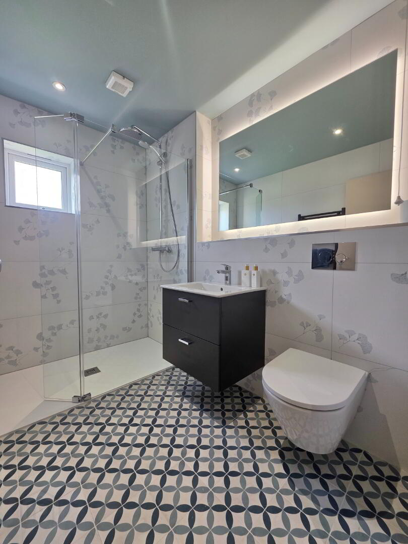 8 Fairview Apartments, North Street 19 of 27
