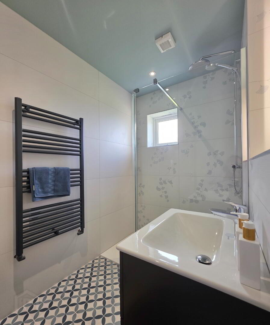 8 Fairview Apartments, North Street 20 of 27