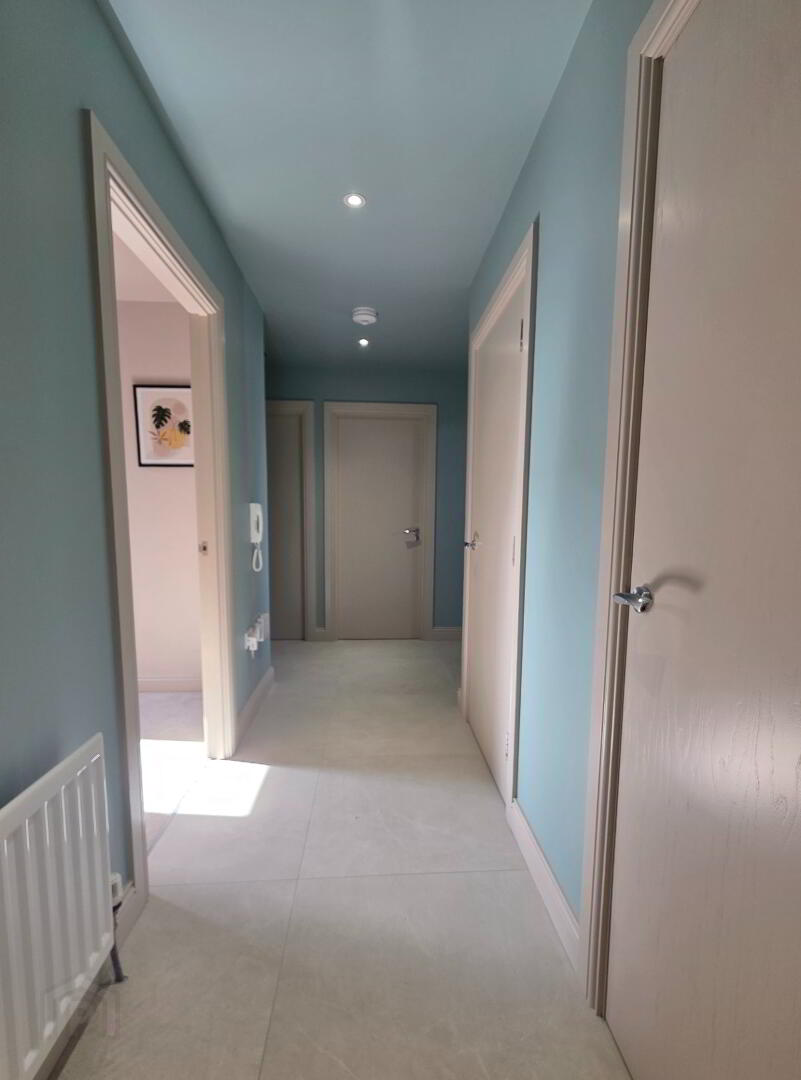 8 Fairview Apartments, North Street 22 of 27