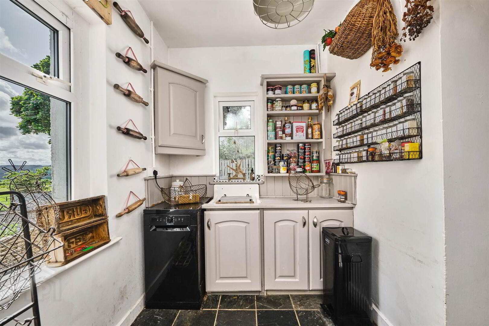 " Christmas Cottage ", 64a Whitepark Road 4 of 54