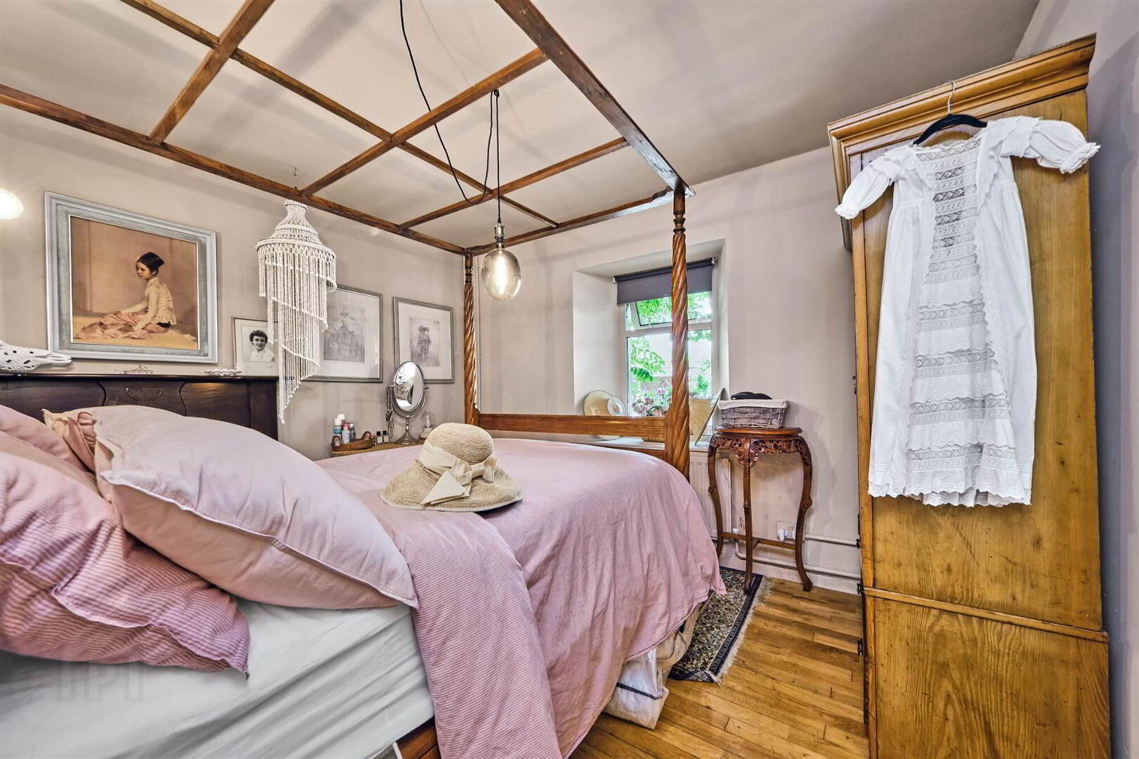 " Christmas Cottage ", 64a Whitepark Road 25 of 54