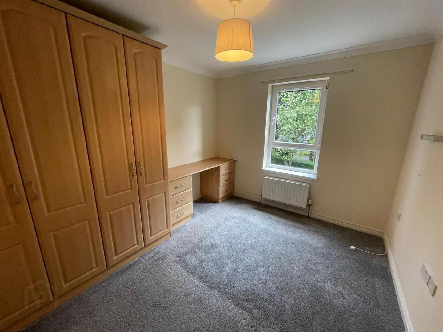 Apt 8 Knockdene Manor, 39-41 Knockdene Park South 5 of 8