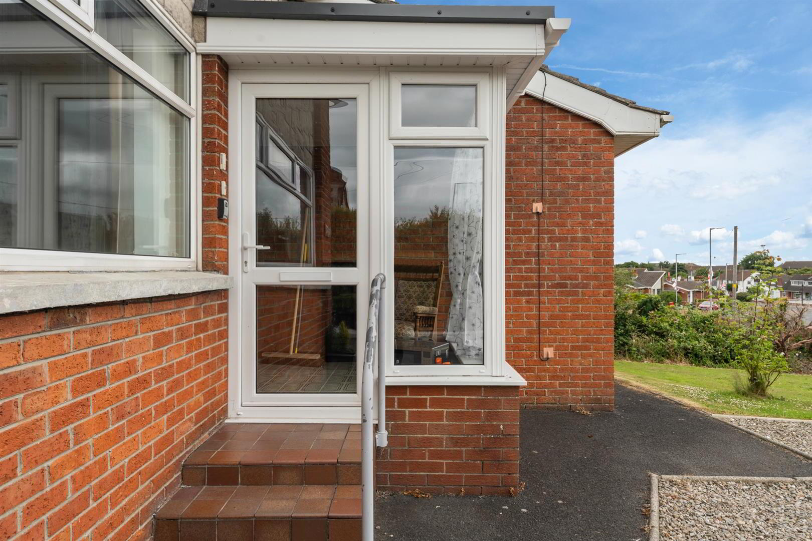 property description image