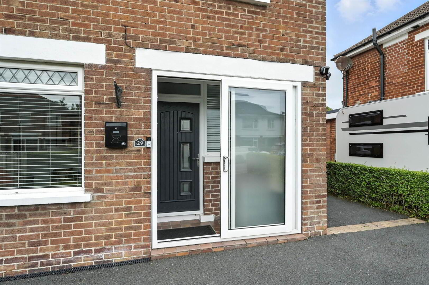 property description image