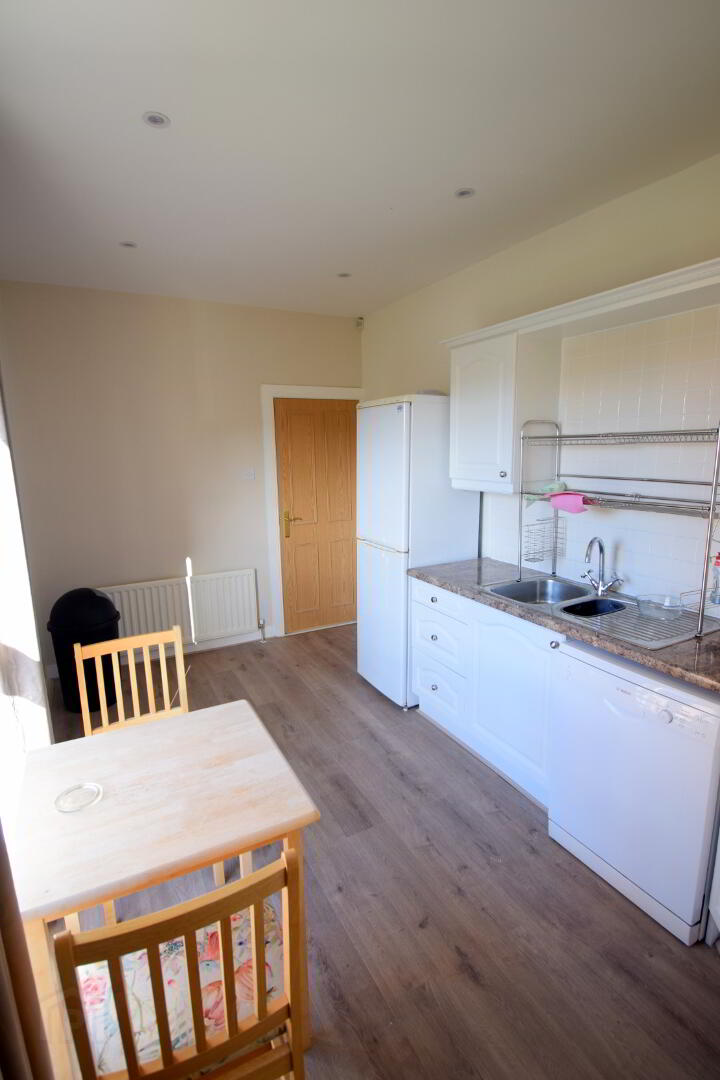 Apt 2, 23 Knock Road 4 of 17