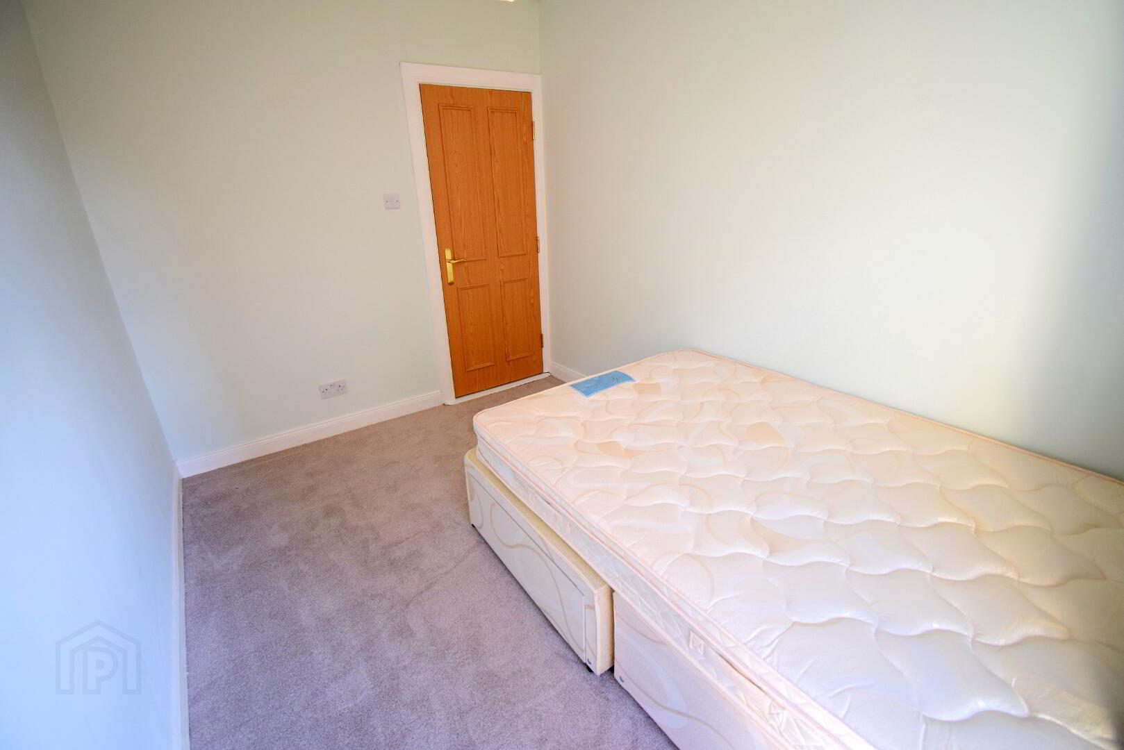 Apt 2, 23 Knock Road 13 of 17