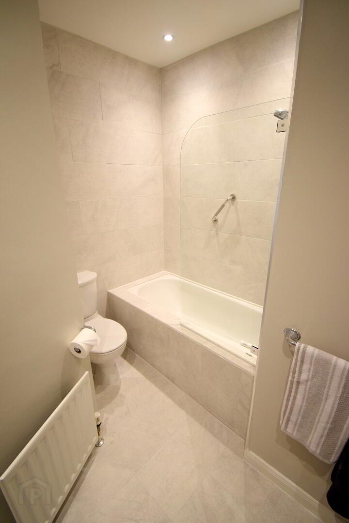 Apt 2, 23 Knock Road 15 of 17