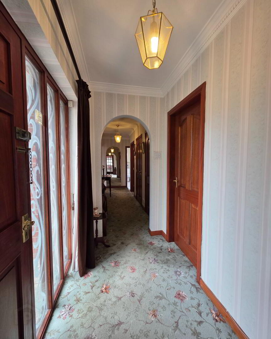 'Braemar', 3 Ishlan Court 7 of 38