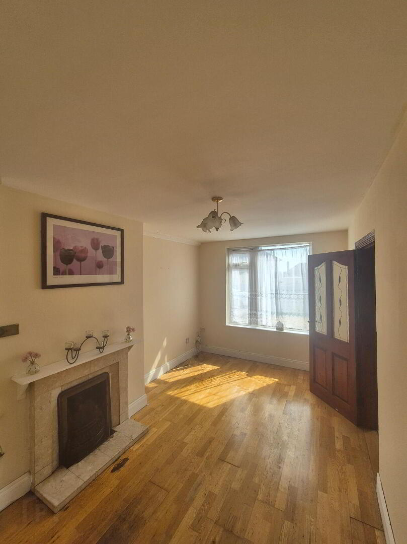 property description image