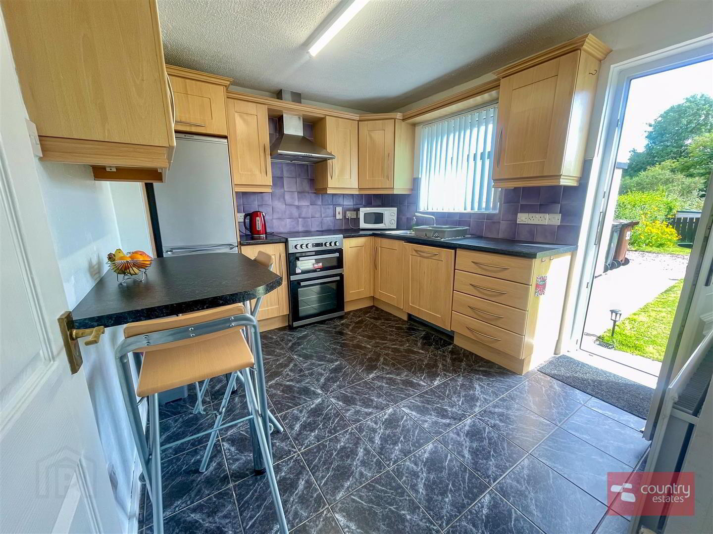 93 Doagh Road 7 of 17