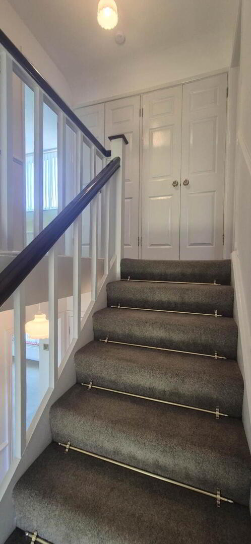 26 Hampstead Park 18 of 30