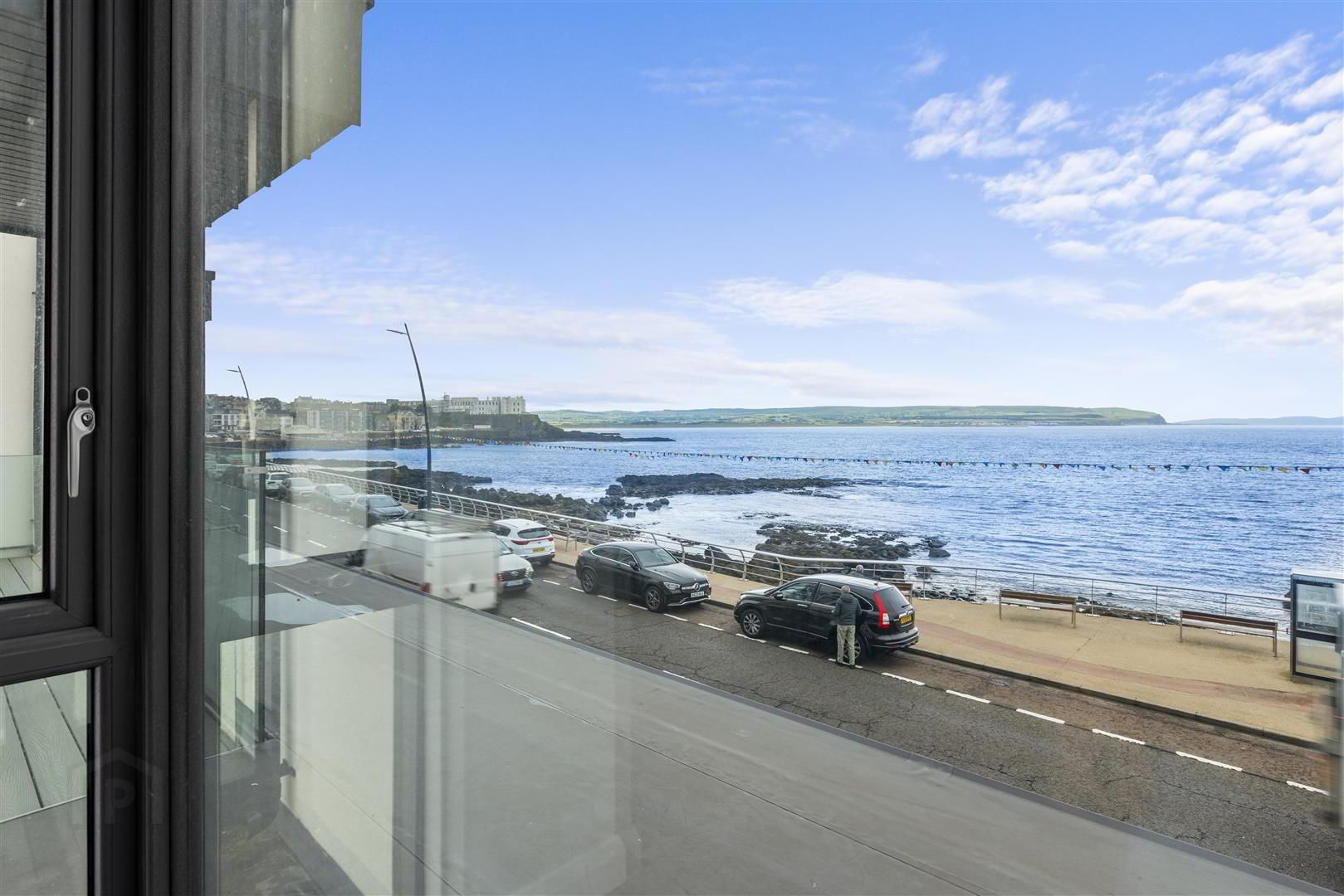 Apartment 1 17 The Promenade 13 of 51