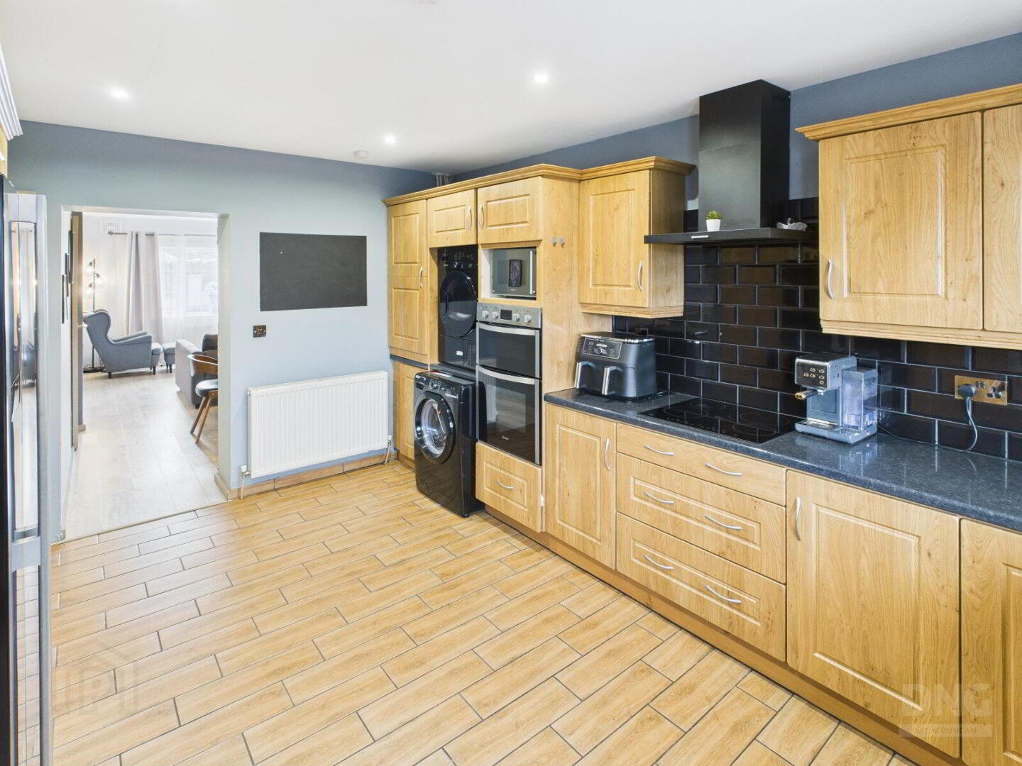 21 Dillon Street 7 of 21