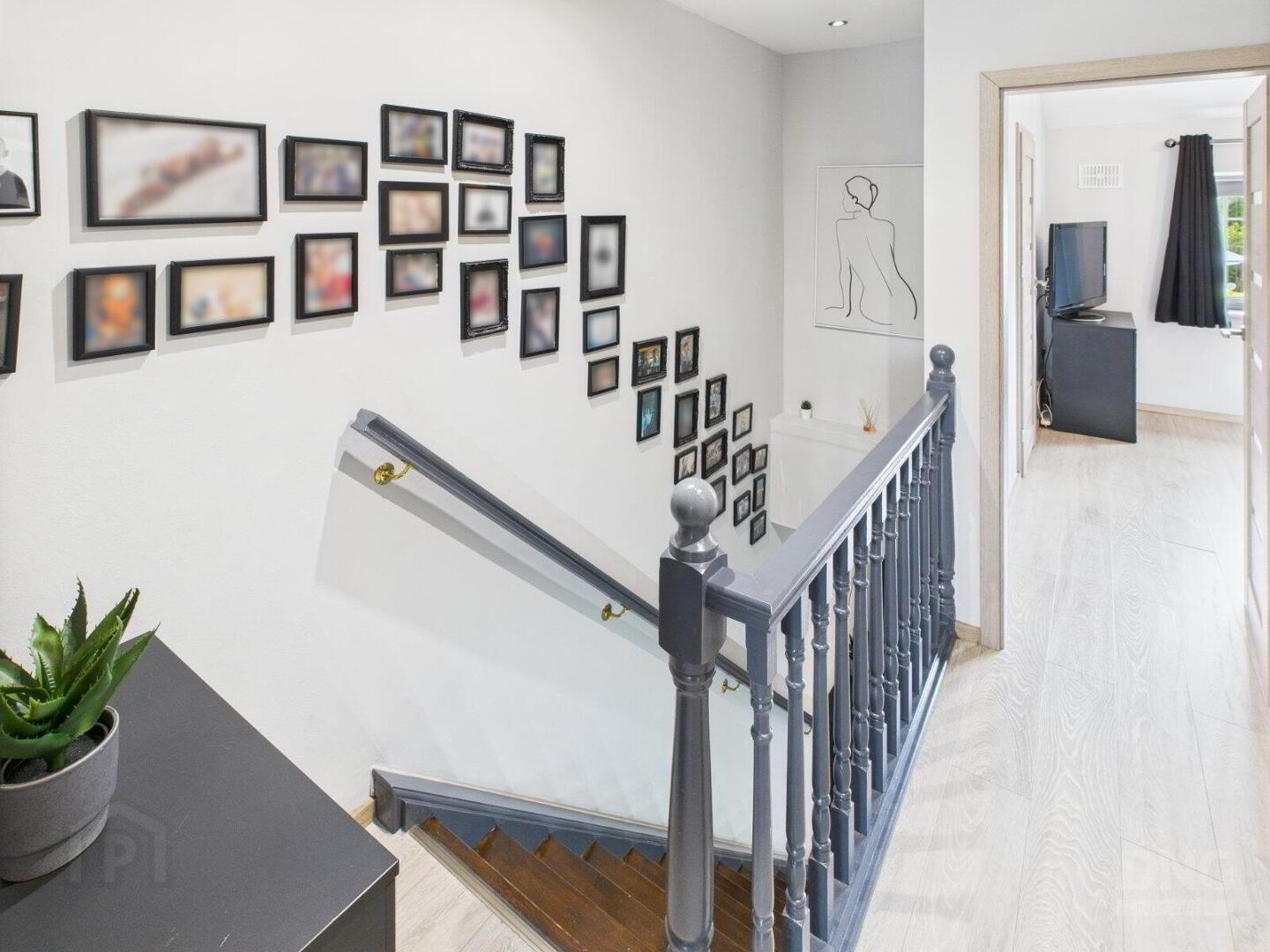 21 Dillon Street 9 of 21