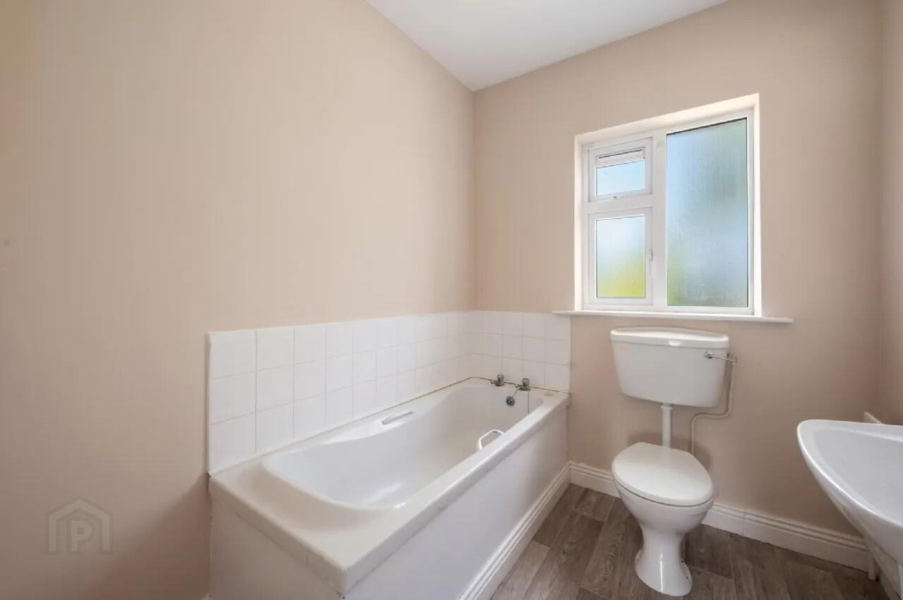 15 Blackthorn Way 11 of 12