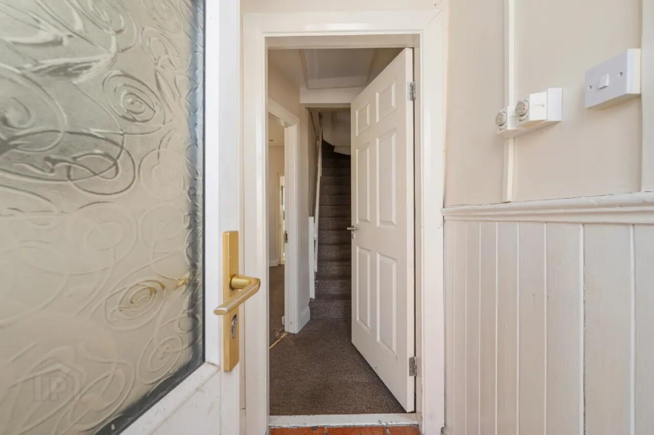 property description image