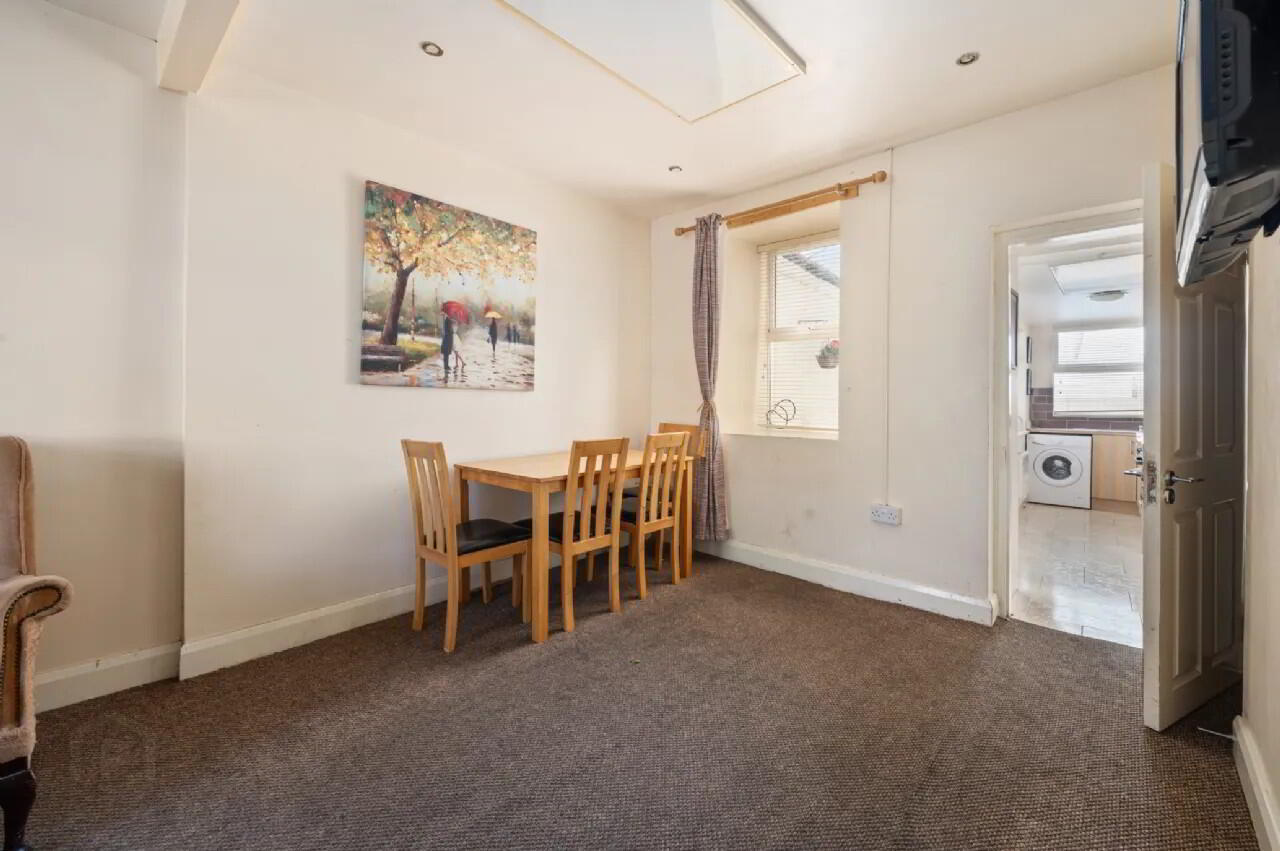 2 Bathview Terrace 3 of 11