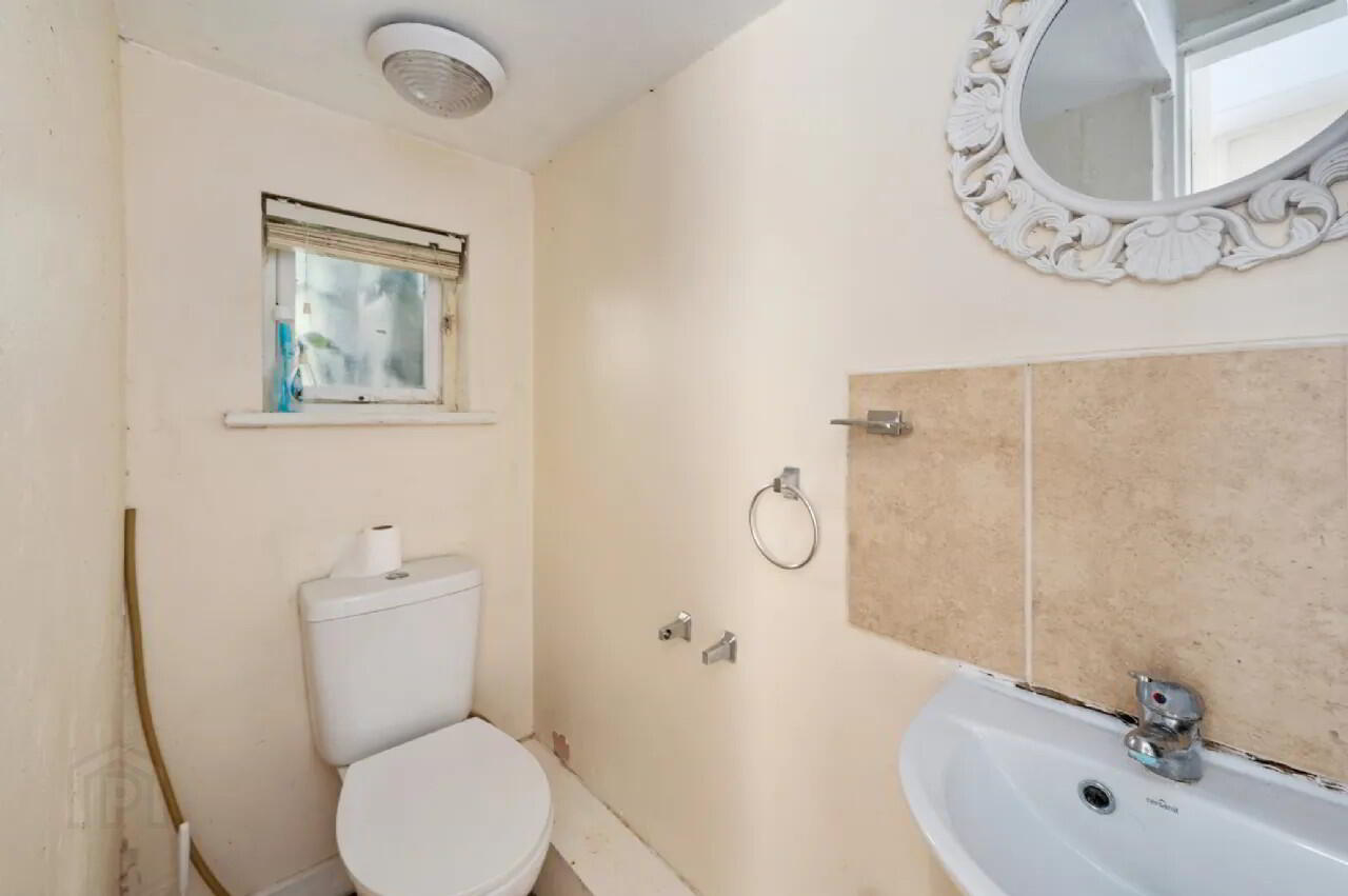 2 Bathview Terrace 6 of 11