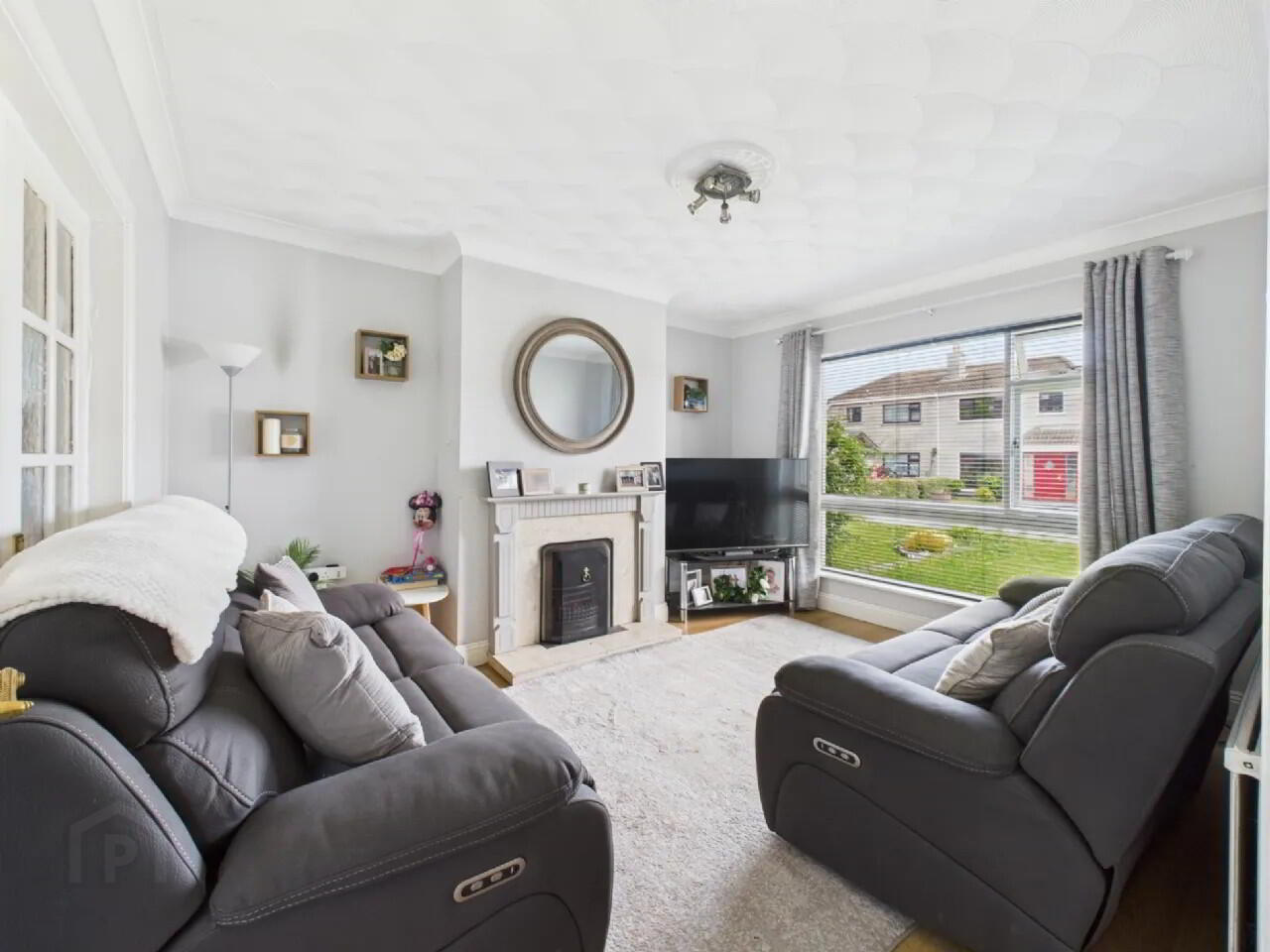 1 Kenure Court 4 of 15