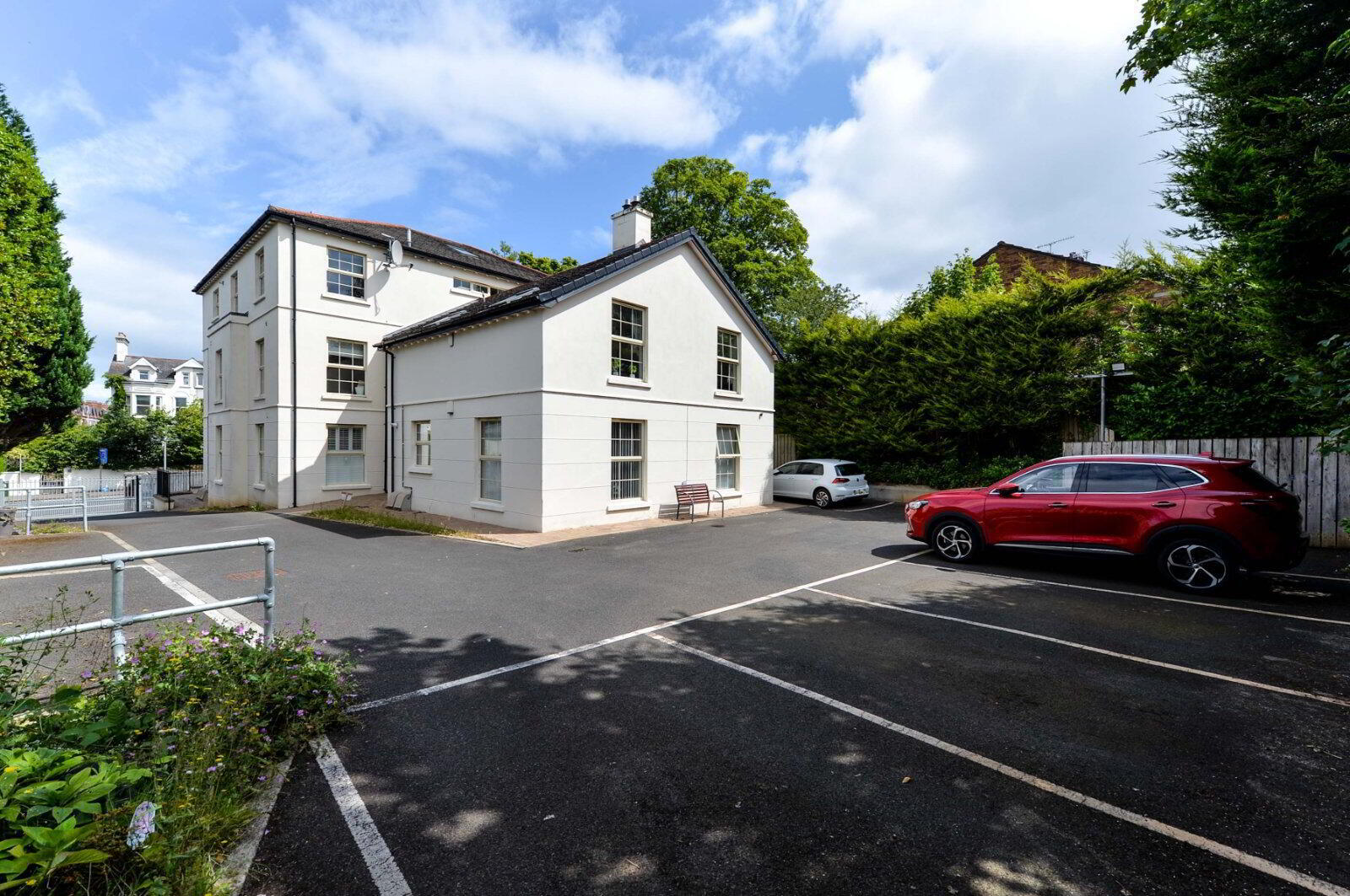 Apt 2 Eagleton Hall, 131 Upper Newtownards Road 14 of 15