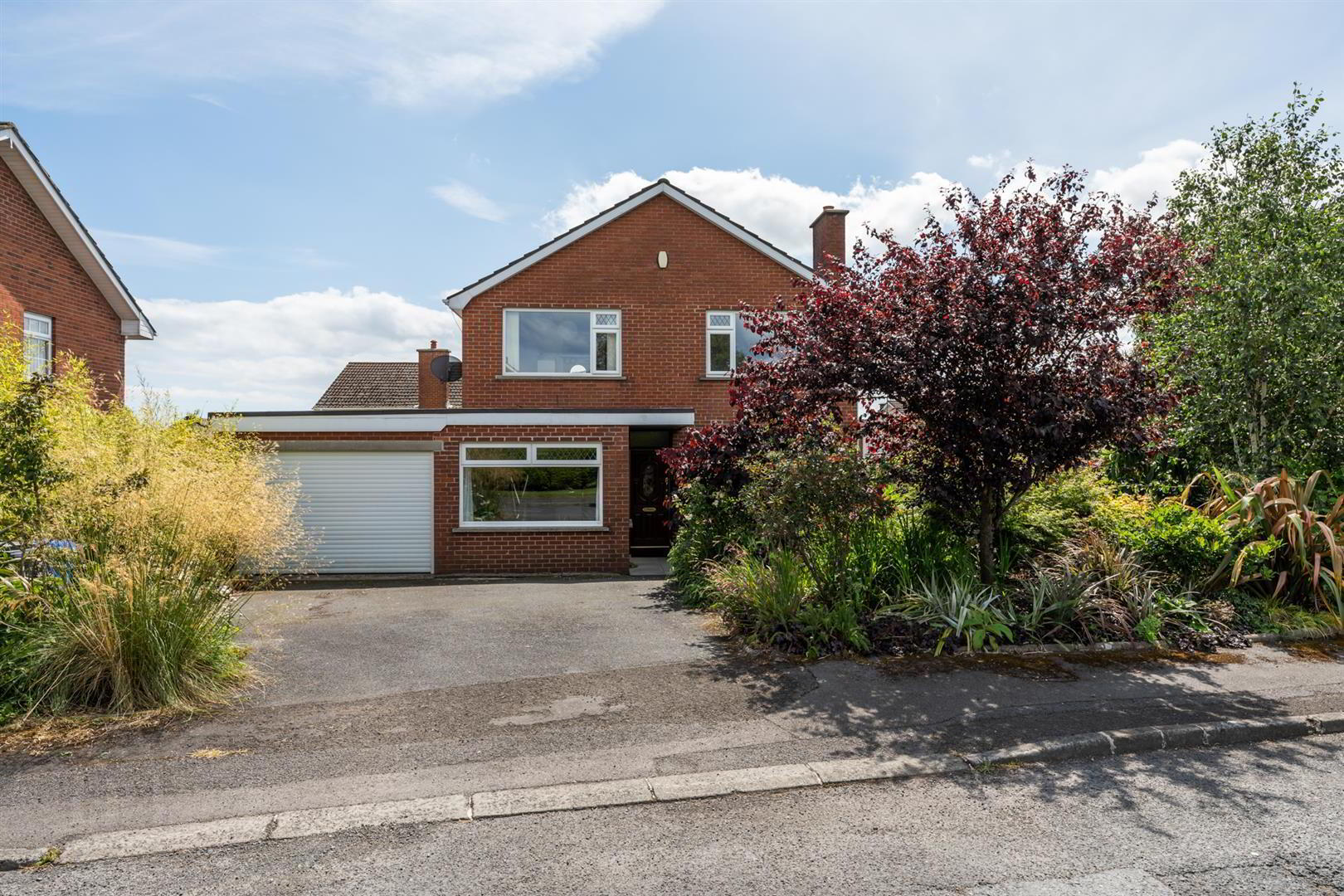 1 Tara Crescent 1 of 40