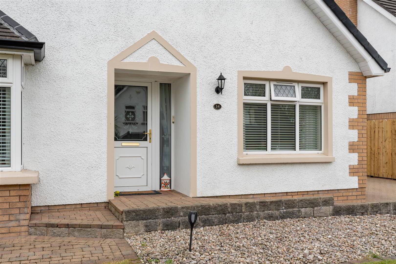 property description image
