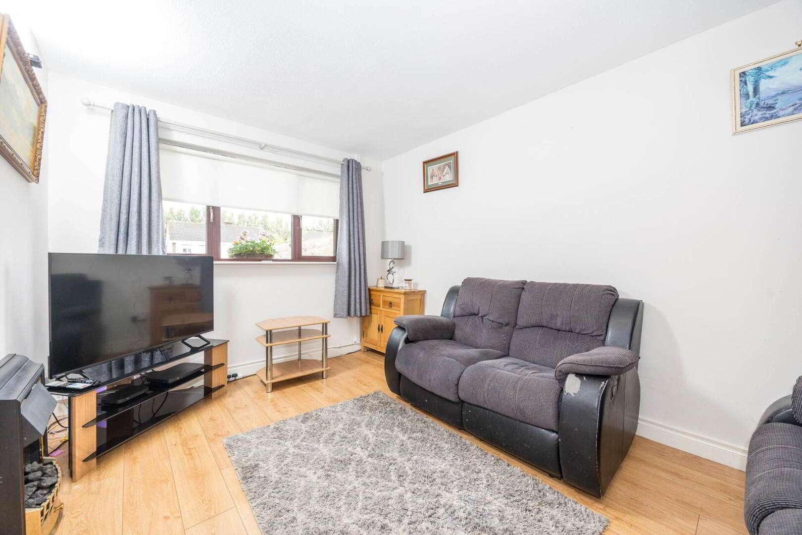 19 Woodview Heights 3 of 25