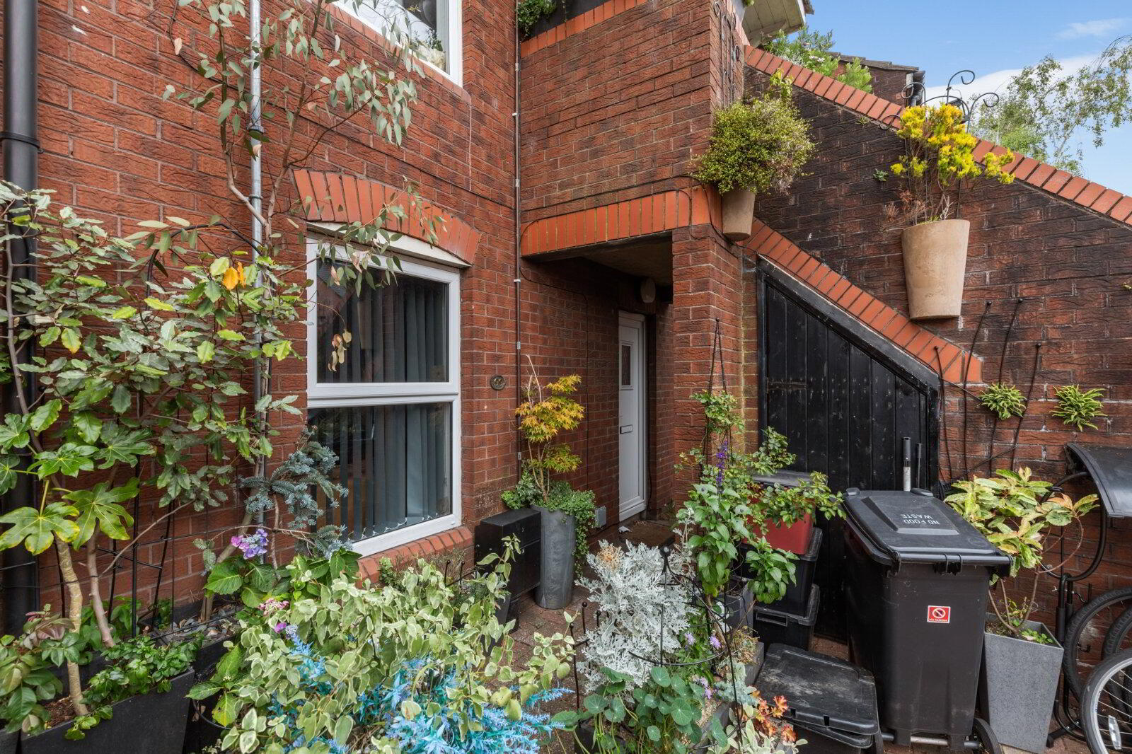 property description image