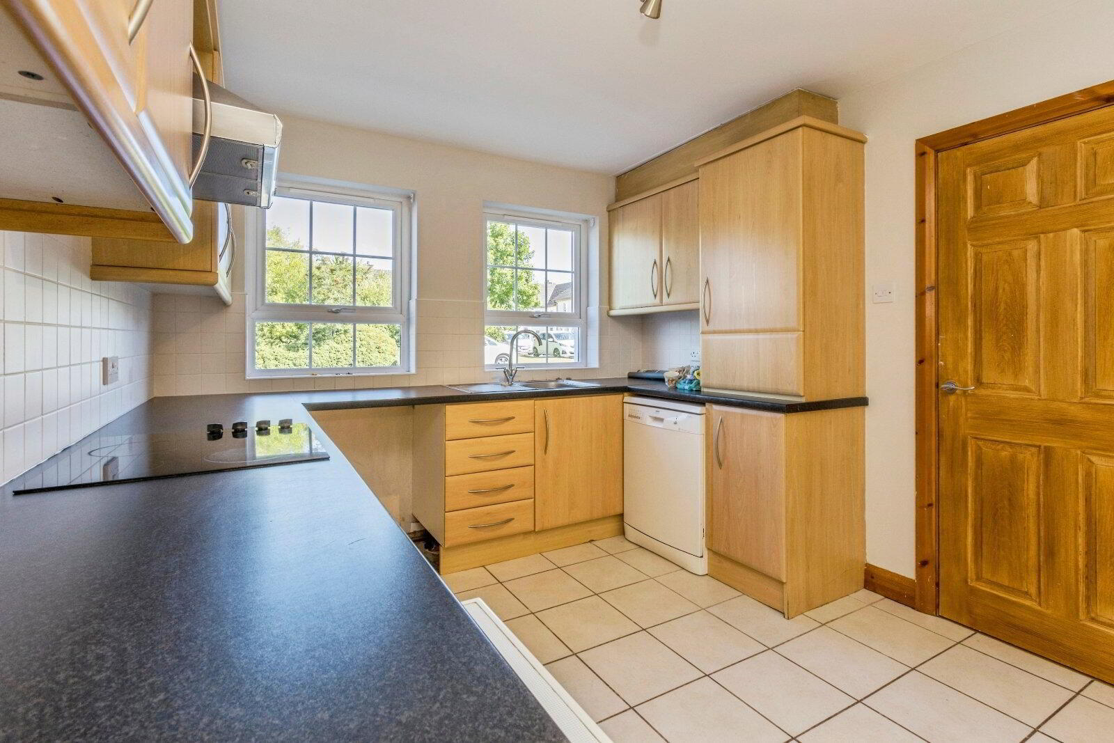24 Regency Square 8 of 19