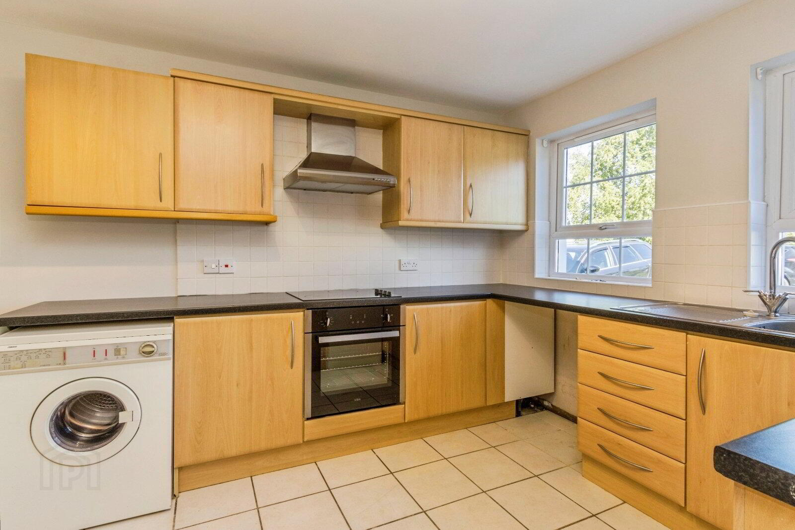24 Regency Square 9 of 19