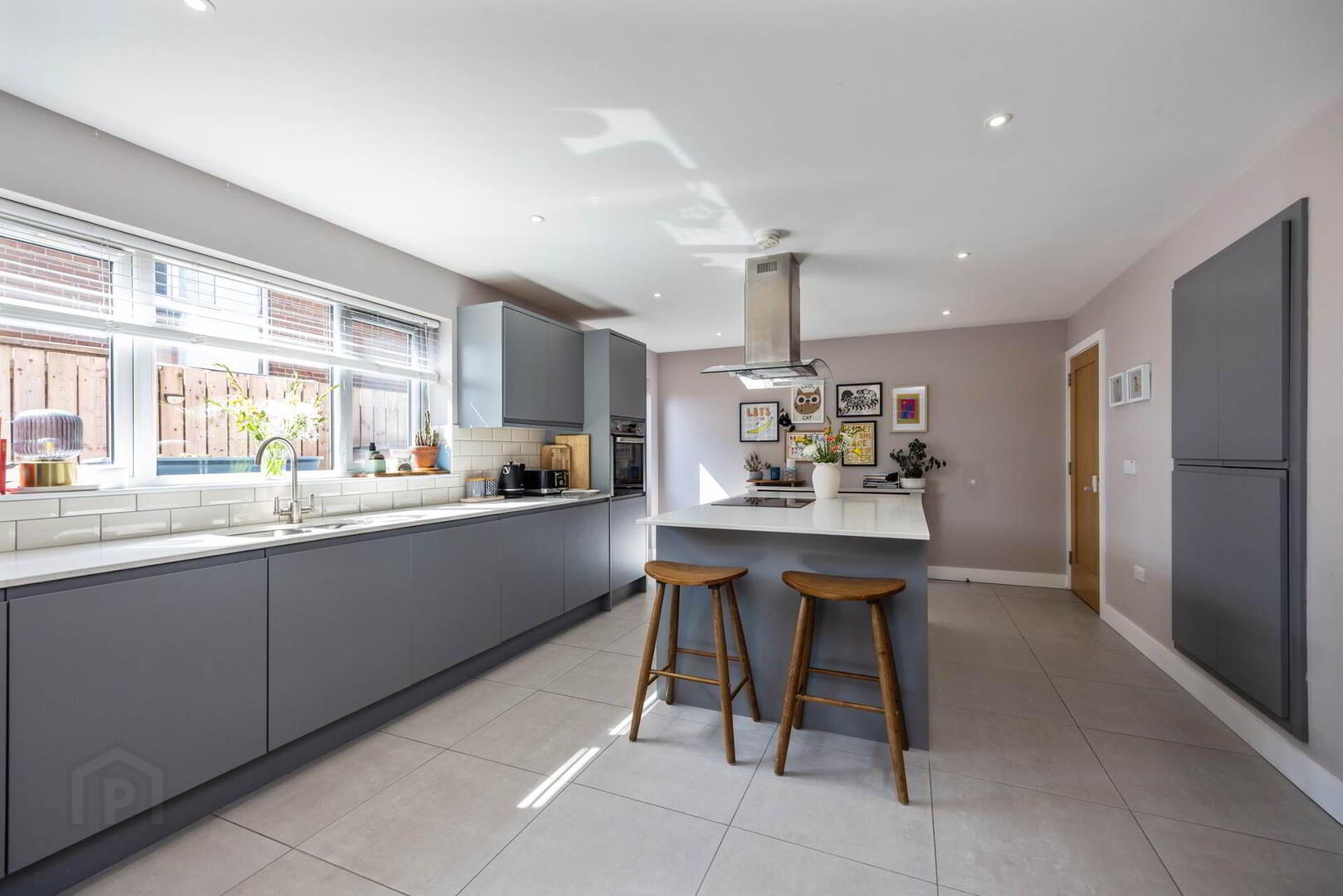 41 Circular Road 14 of 42