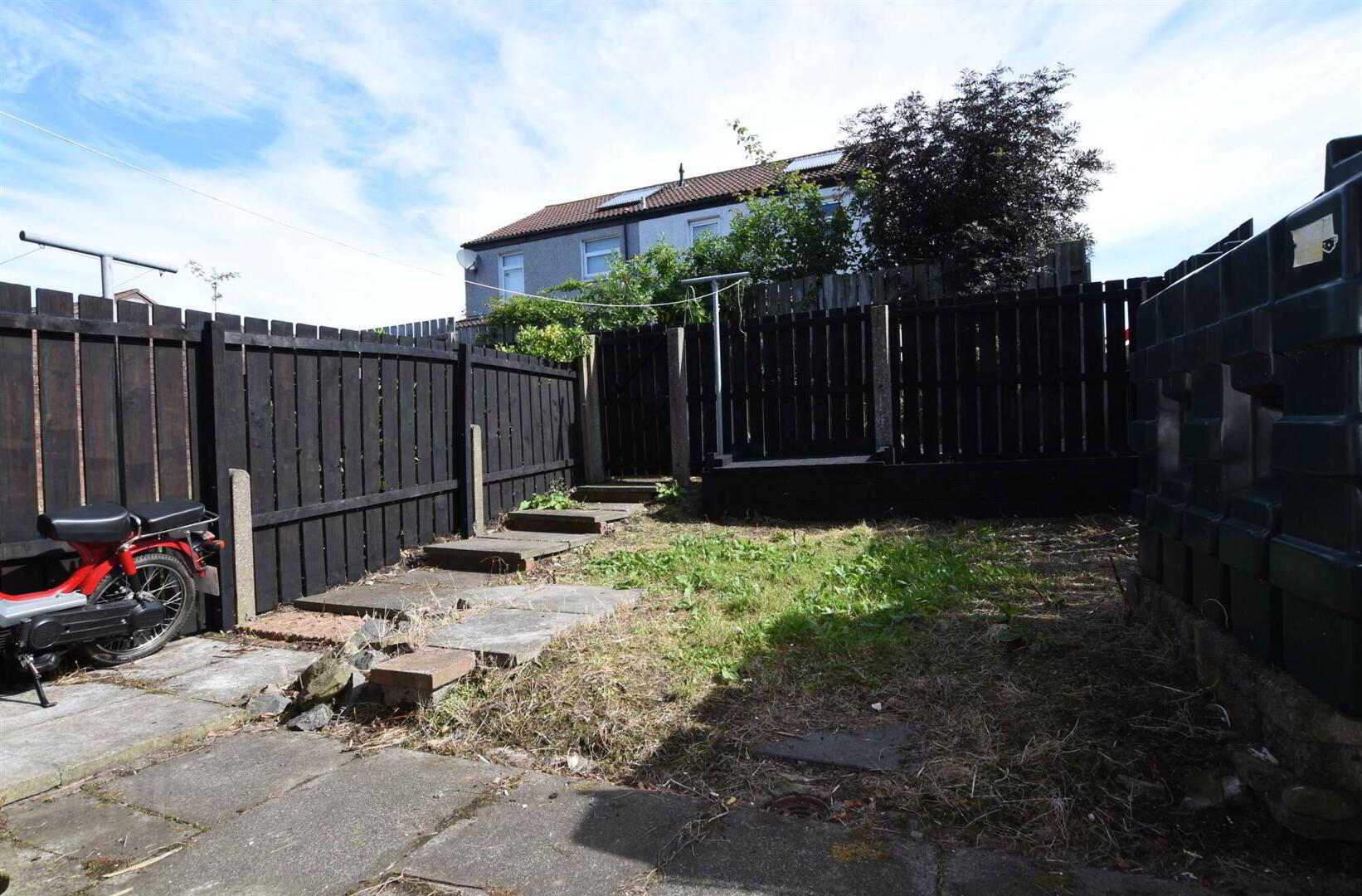 2 Abbot Close 12 of 13