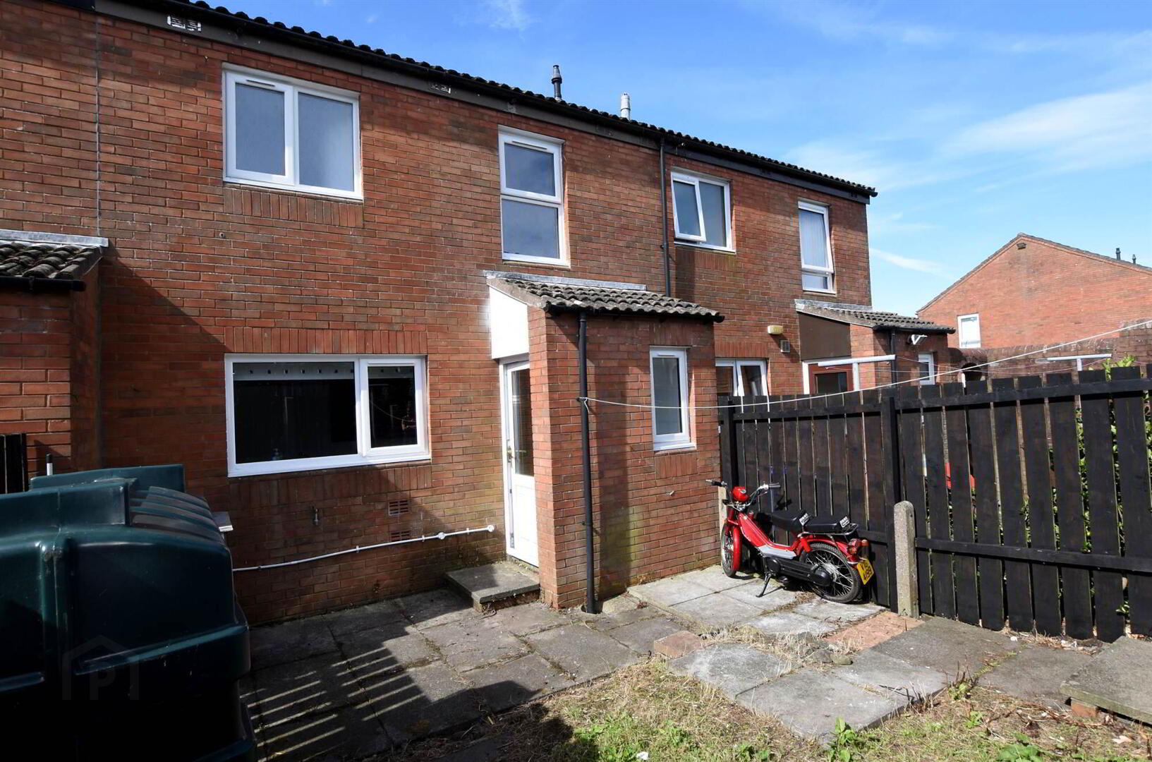 2 Abbot Close 13 of 13