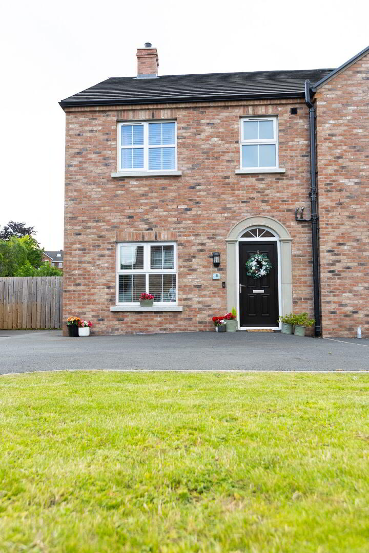8 Moss Lane 4 of 65
