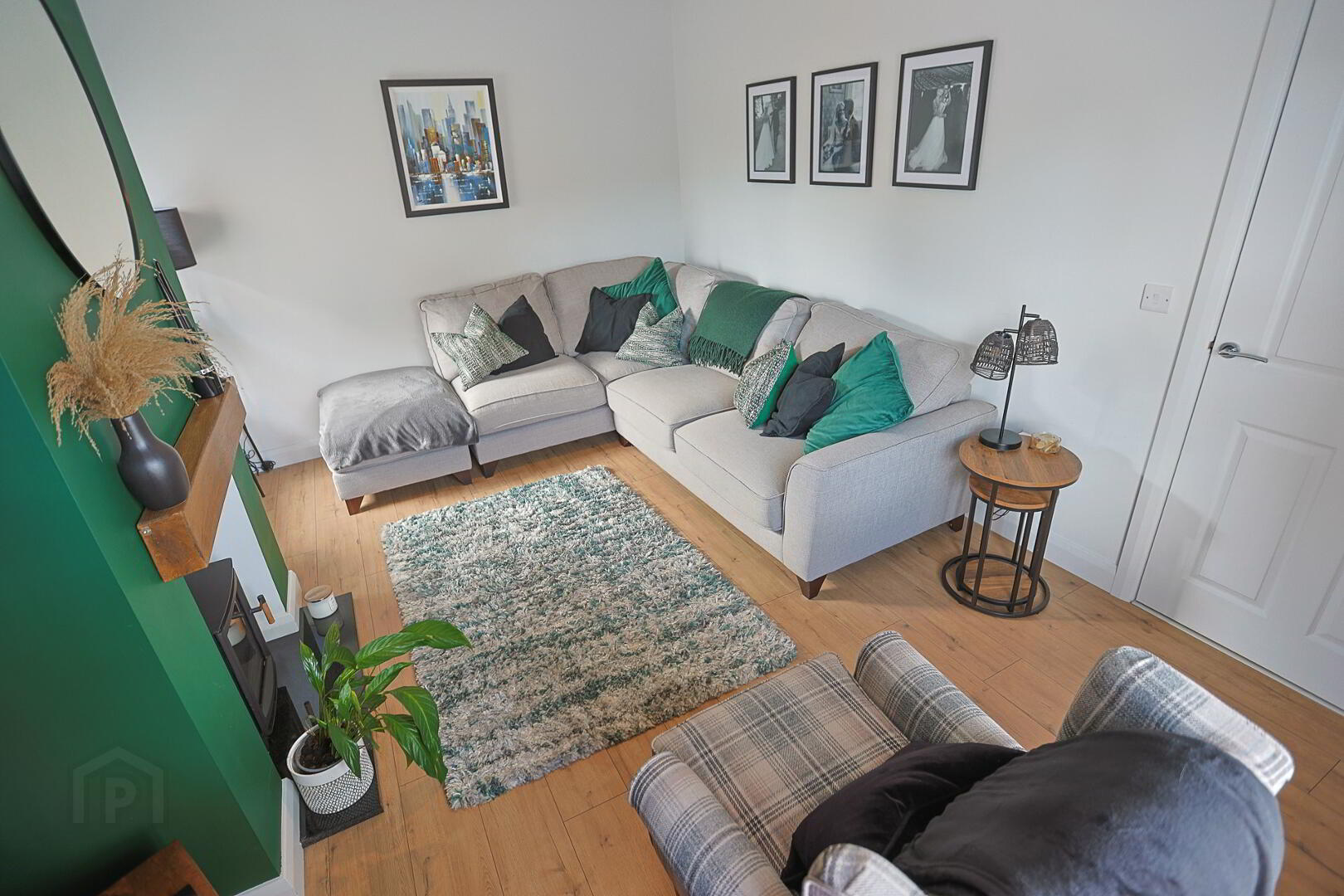 8 Moss Lane 14 of 65