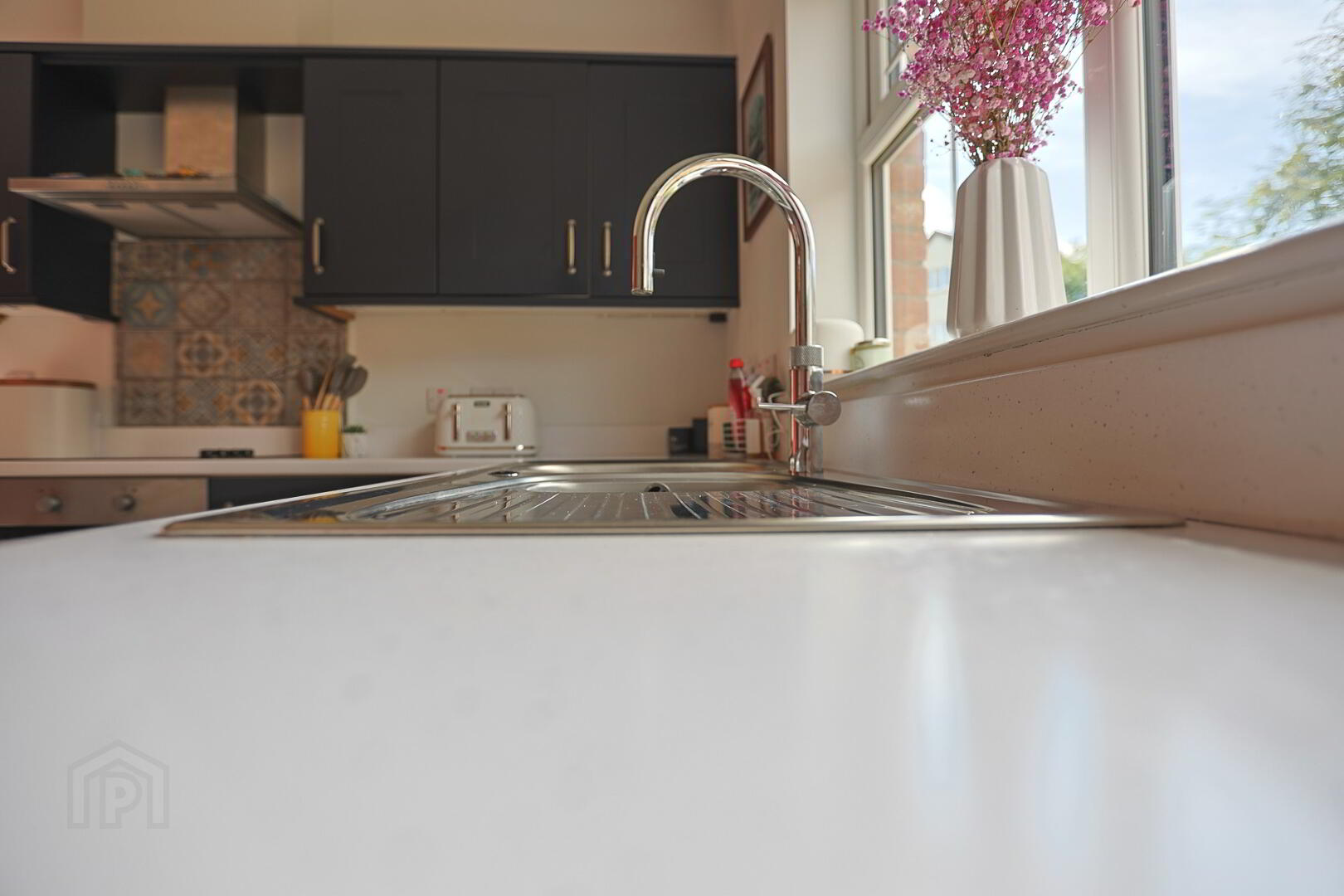8 Moss Lane 22 of 65