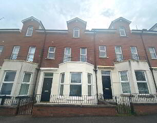 6 Windsor Avenue Place 1 of 23