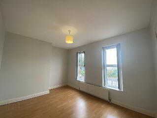 6 Windsor Avenue Place 10 of 23