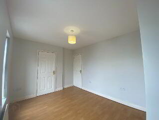 6 Windsor Avenue Place 11 of 23
