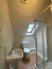 6 Windsor Avenue Place 12 of 23