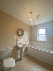 6 Windsor Avenue Place 13 of 23